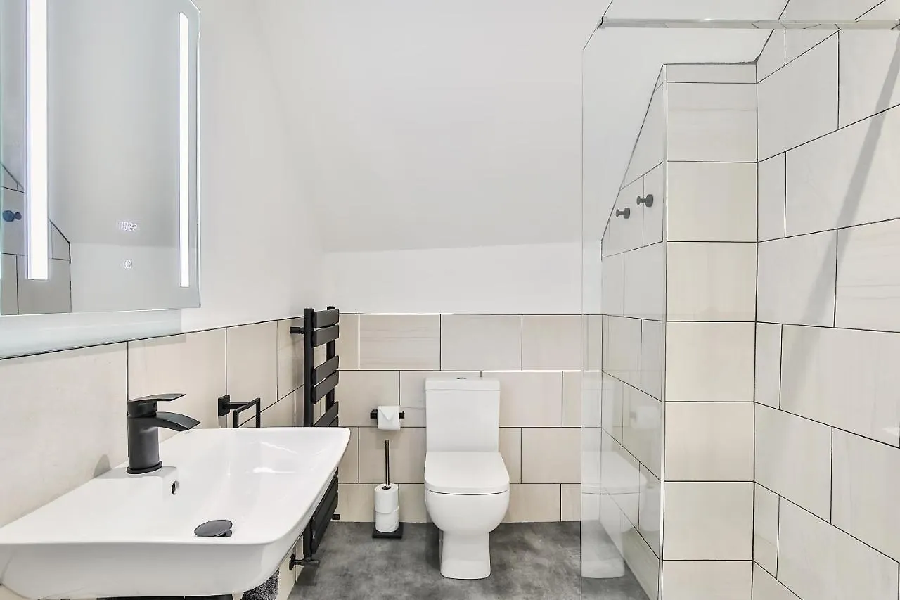Hidden Gem-Open To Book-Super Location Vila Sheffield